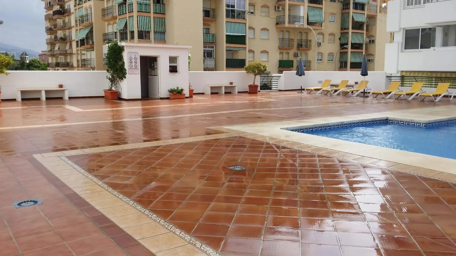 Cubo'S Apartamento De Lacroix & Pool Fuengirola