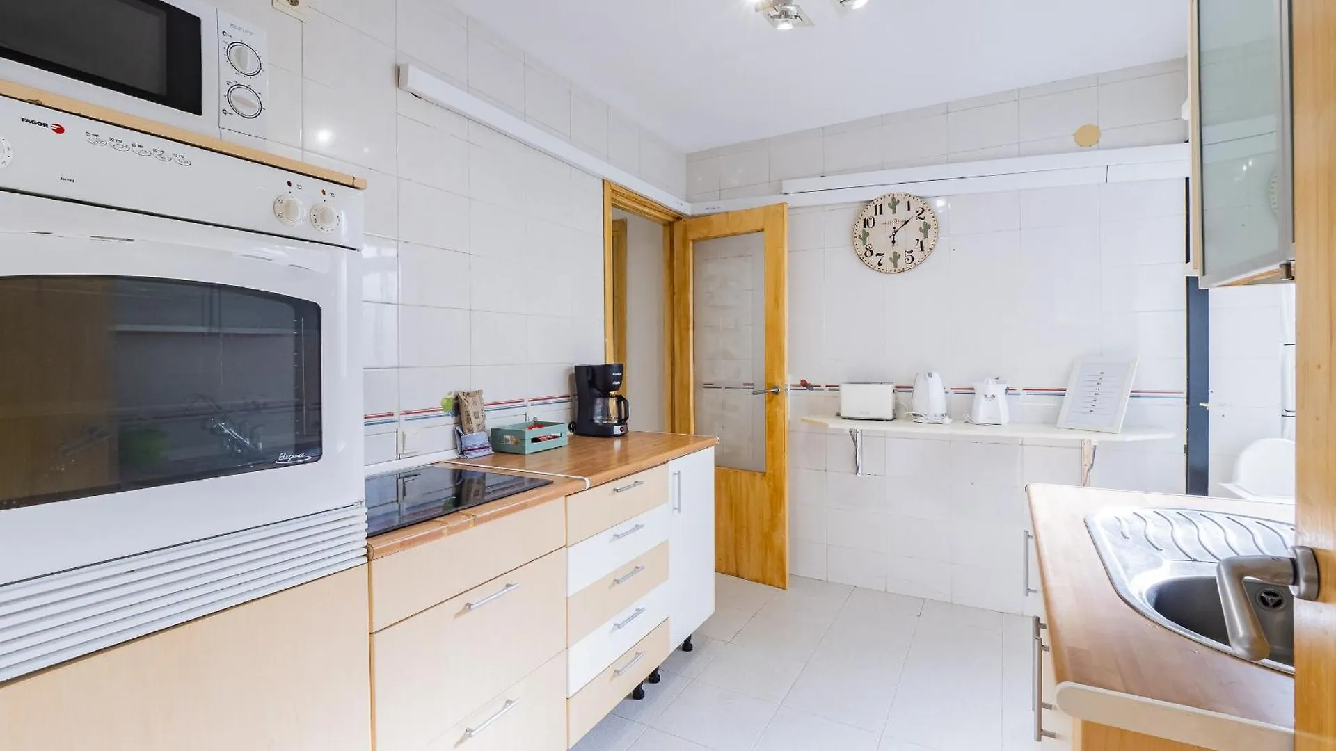 Cubo'S Apartamento De Lacroix & Pool Fuengirola